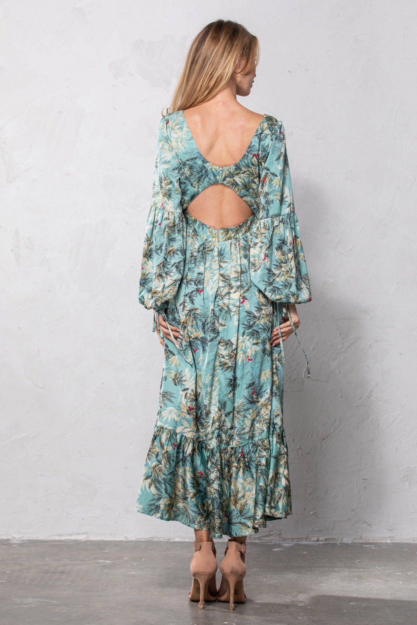 Cutout Leaf Print Maxi Dress