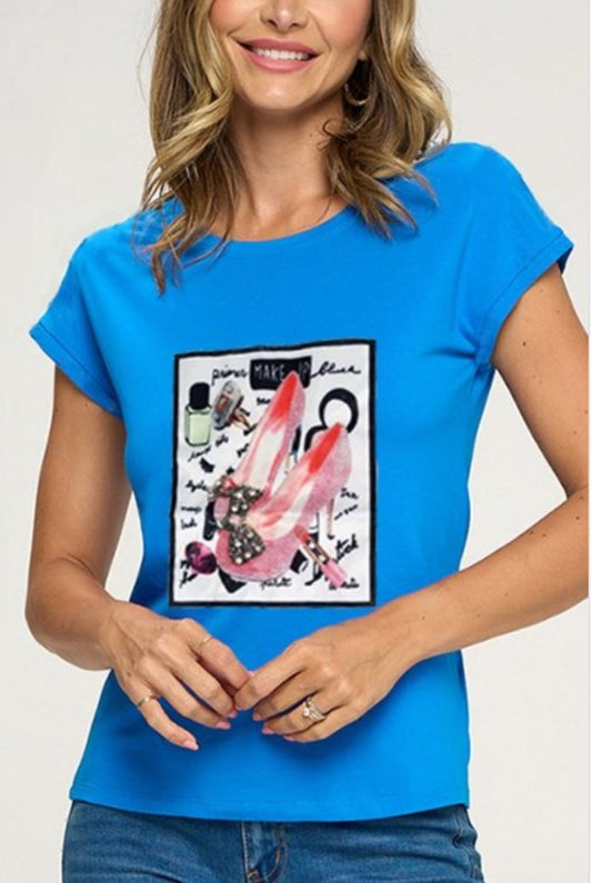 GRAPHIC TOP T2056. PACKAGE 3 TOPS 1S 1M 1L. $7.90 UNIT PRICE