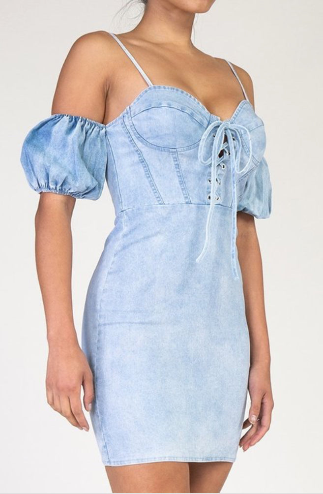 DENIM MINI DRESS D0998.  PACKAGE 6 DRESSES 2S 2M 2L. $9.90 UNIT PRICE